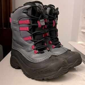 Columbia Big Kids’ Bugaboot Celsius Boot Size 1